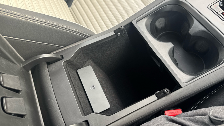 Land Rover Discovery Sport 1.5 P270e Dynamic SE 5dr Auto [5 Seat] Station Wagon